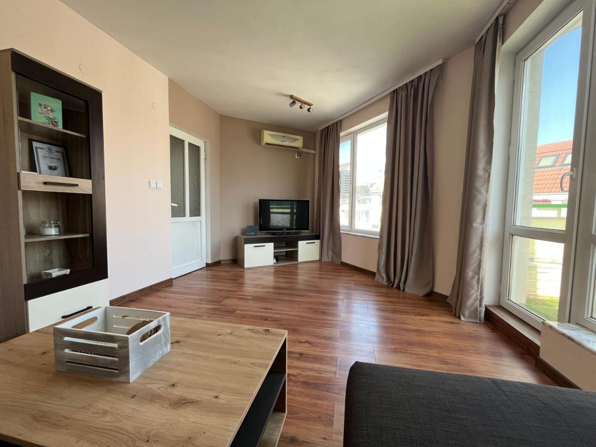 Apartment Happy Holiday 2 부르가스 외부 사진